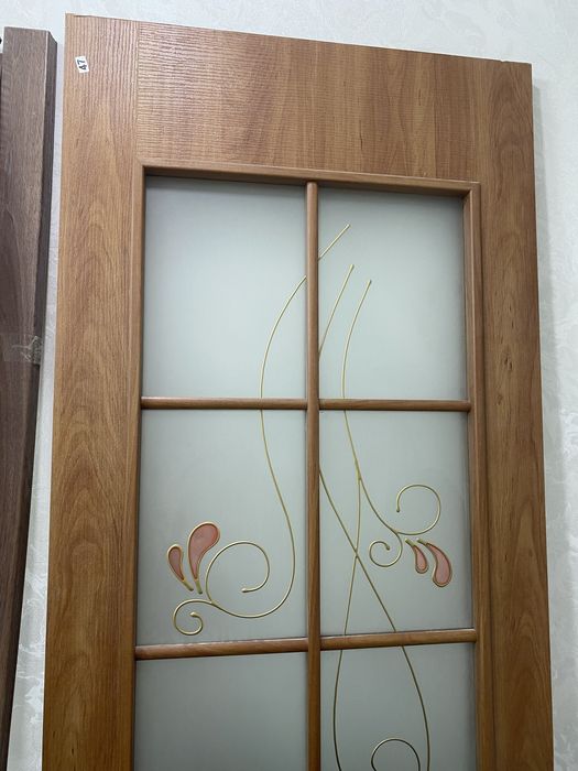 Продам новую дверь с наличниками