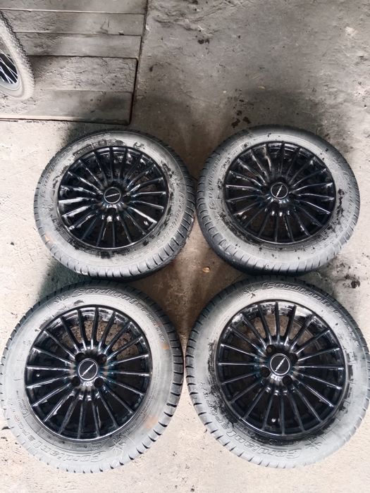 Продам Резину с дисками, комплект.