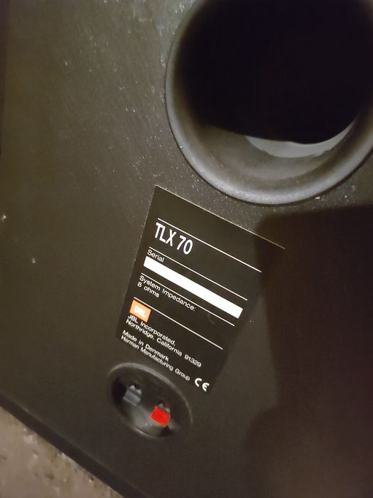 Vând boxe diferite Bose Tannoy JBL