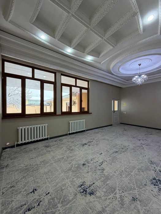 Круг Рохат Олмос Махалля  Дом 8 соток