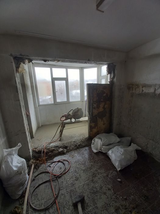 Decopertare Gresie-F Demolare Decupare Taiere  Pereti Beton București