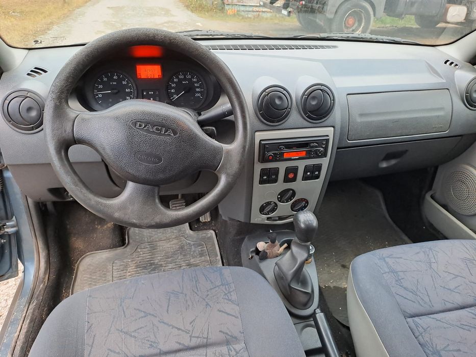 Vand Dacia Logan 1.4 benzina