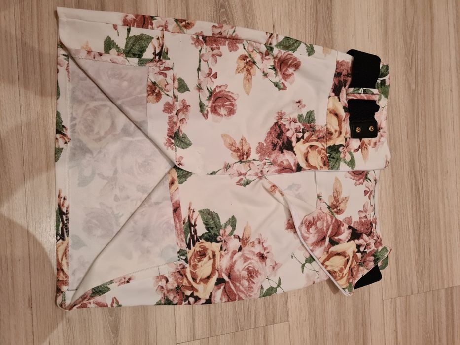 Fustă dama mar 38/40 la 50 lei Timișoara