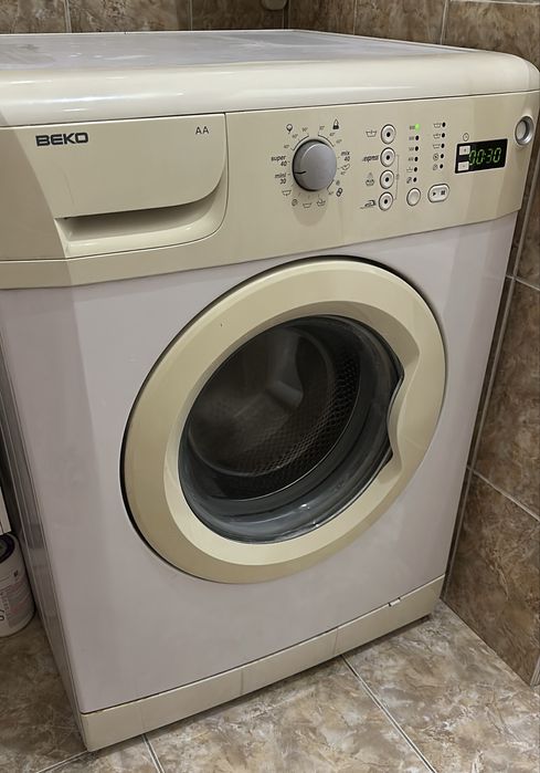 Продам стиральную машинку