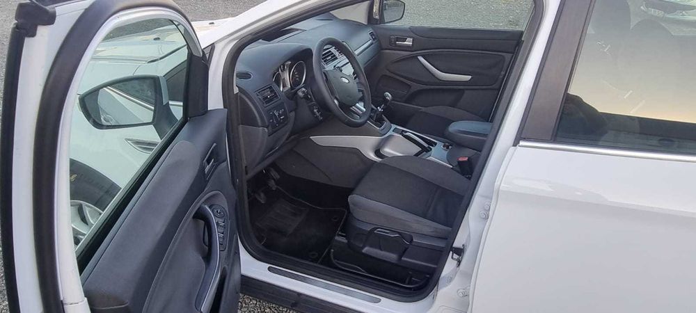 Ford Kuga 2013 diesel, 7.425 € — imagine 5