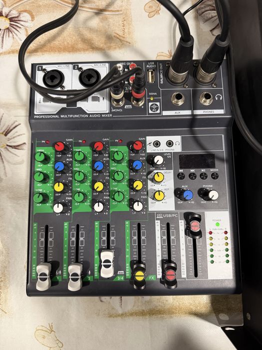 Пулт-конзола с блутут