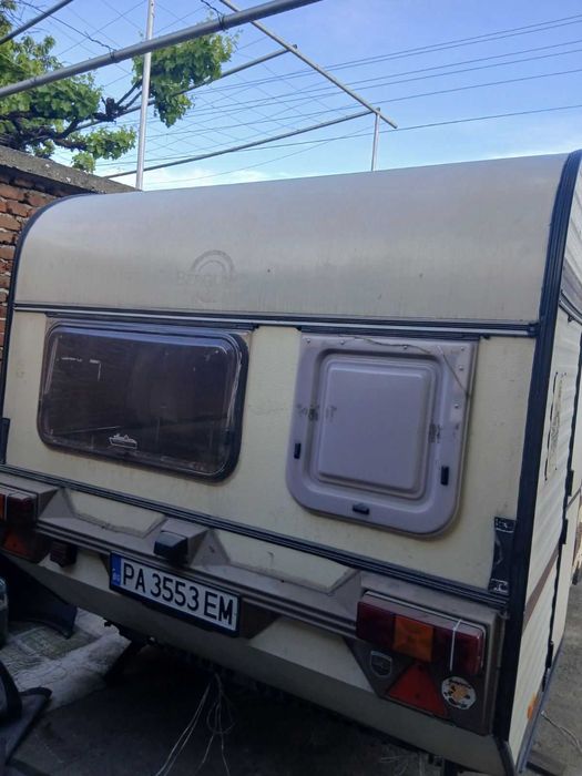 Продавам Каравана