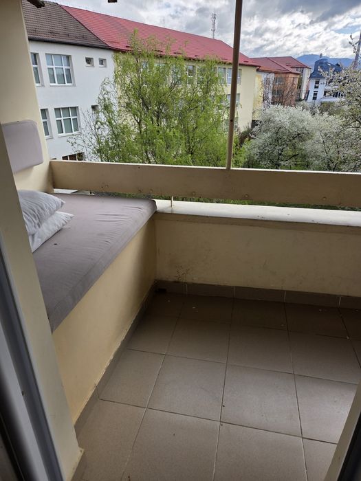 Garsoniera de inchiriat