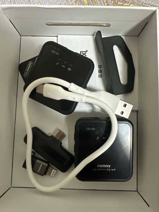 Продам микрофон  беспроводной