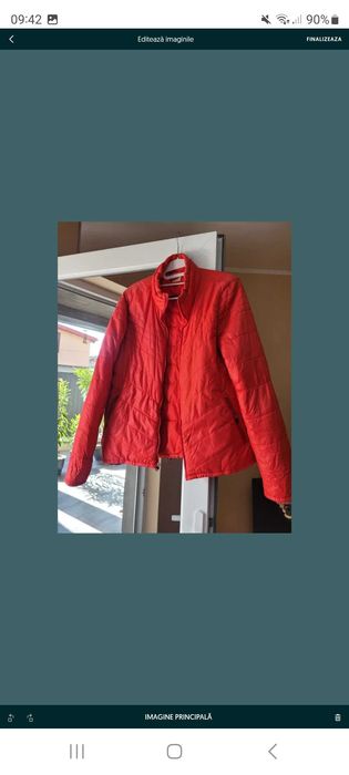 Geaca de dama Nike, marimea L (40-42), culoare rosie.
