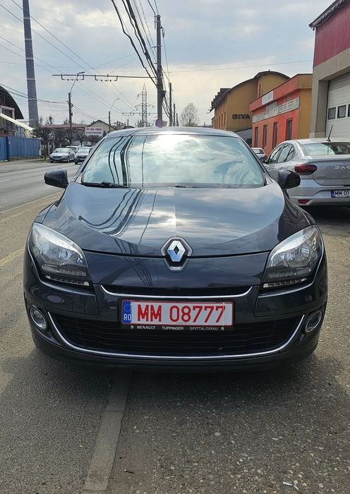 Renault Megane VANZARE IN RATE, AVANS 0. Renault Megane 1.5 dCi, BOSE, 2013, E5