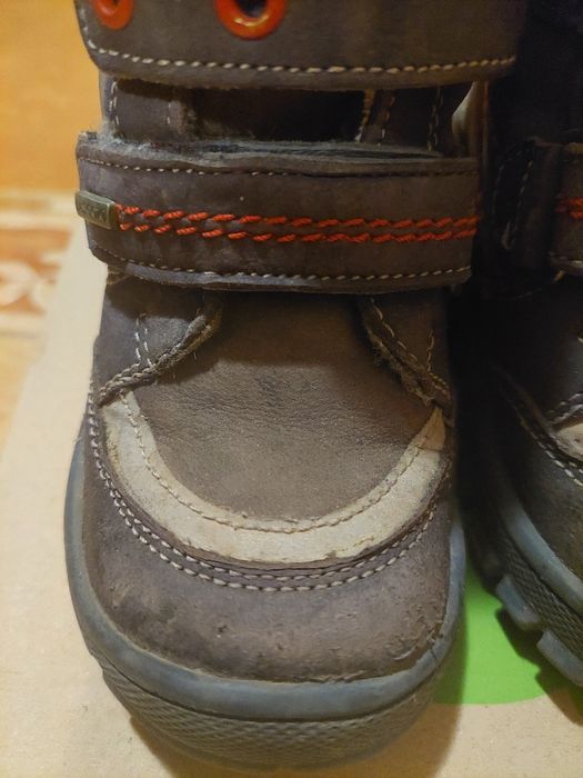 Ghetuțe îmblănite, mărimea 22, marca Lasocki