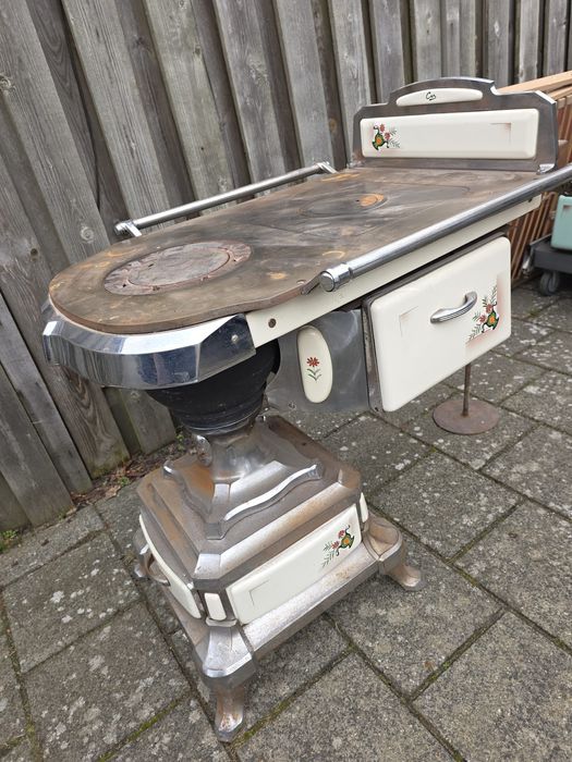 Sobe  pe lemne  frumoase