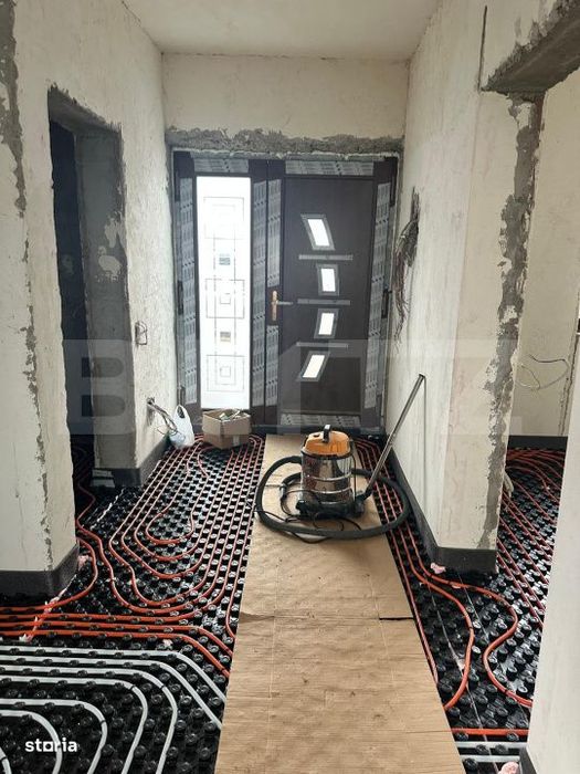 Casa cu mansarda, 123 mp, zona Vorovesti