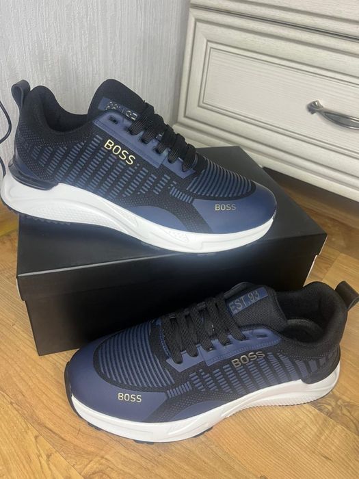 Boss кроссовки босс 39-43