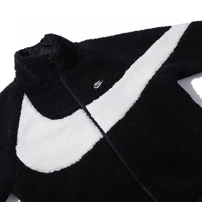 Мъжко двулицево зимно  яке Nike  налични размери М-2XL