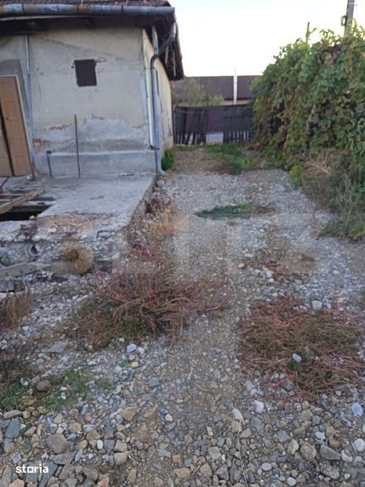 De vanzare: Casa individuala cu teren in comuna Mihai Viteazu, judetul