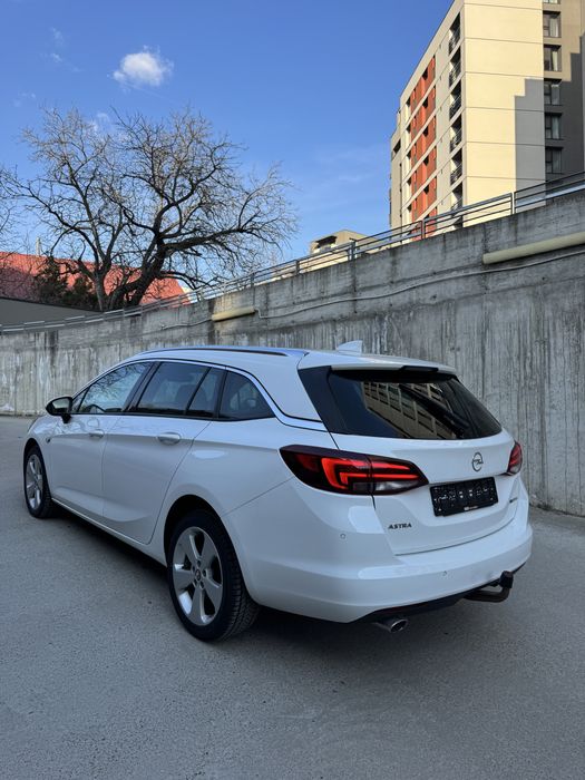 Opel Astra K+ SportsTourer 2016