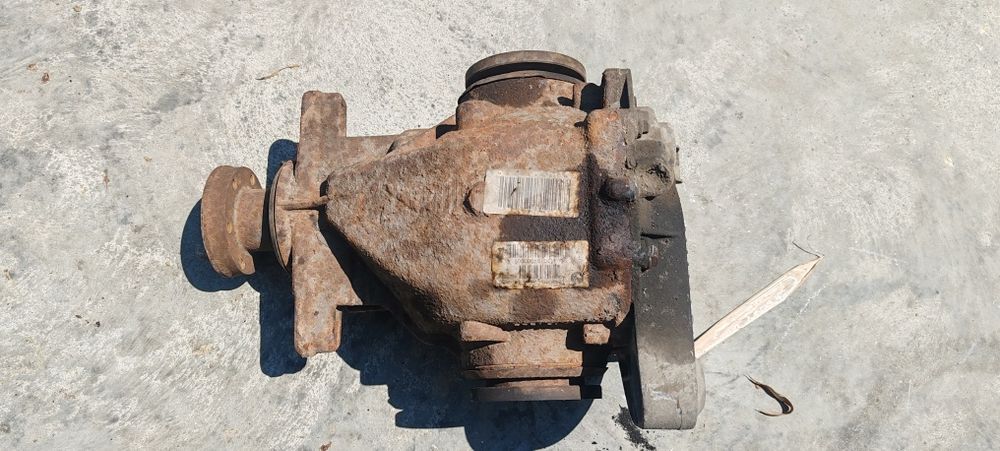 Grup BMW E60 E61 raport 2.56 525d 530d 500lei