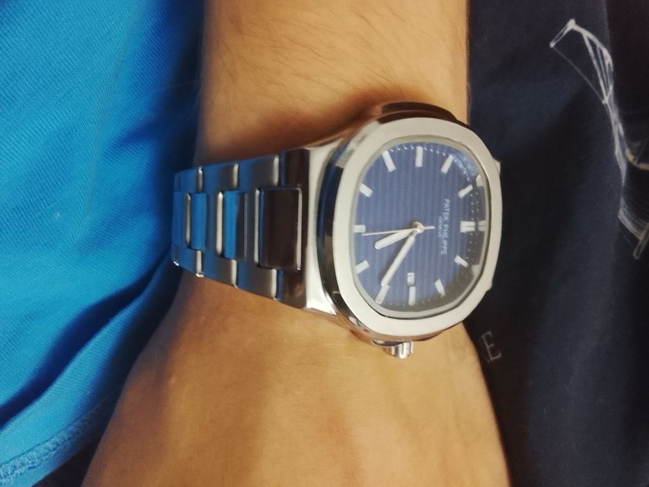 Часы наручные металлические