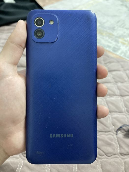 Самсунг А03.