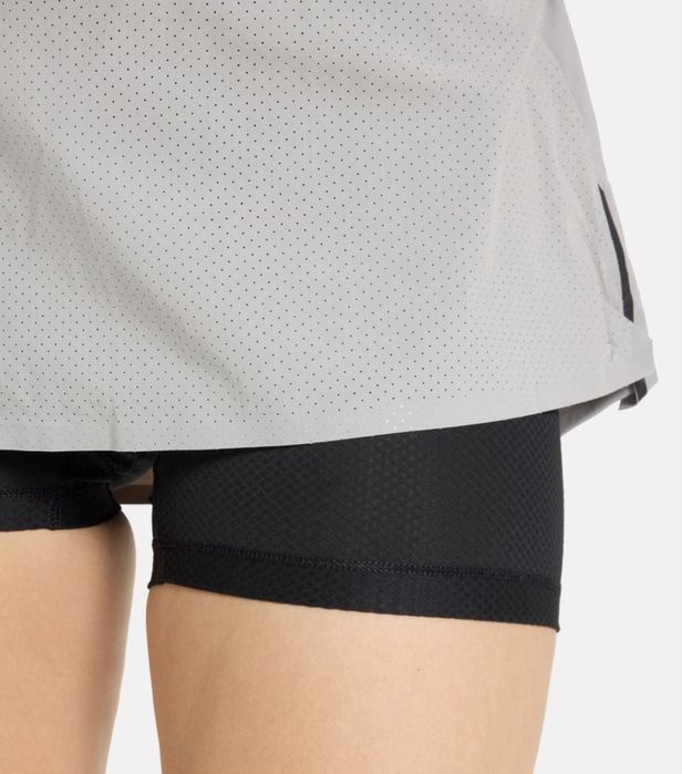 Fusta activitati sportive Salewa, masura 36 (S) sau 38 (M)
