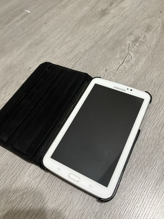 Samsung tab3 lite 8gb cu husa