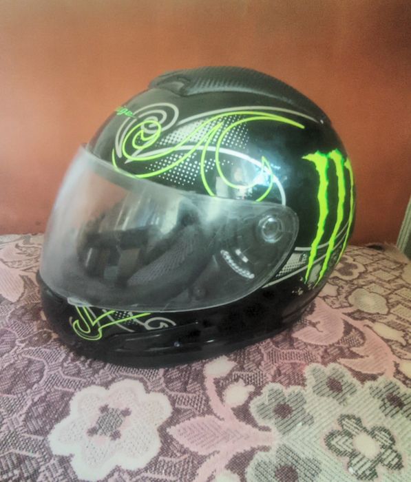 Продам мотошлем Baige Б/у