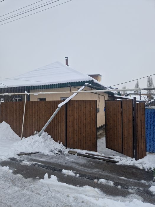 Продаеться часть дома