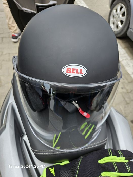 Casca Bell Riot Marime L fibra sticla / moto / scuter /chopper noua