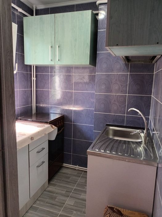 Închiriez apartament