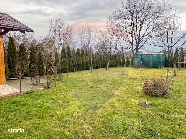 Casă / Vilă cu 6 camere de vânzare