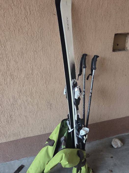 Schiuri Atomic de dama