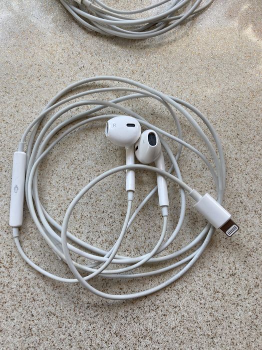 Casti iphone / adaptor audio casti iphone / casti samsung akg