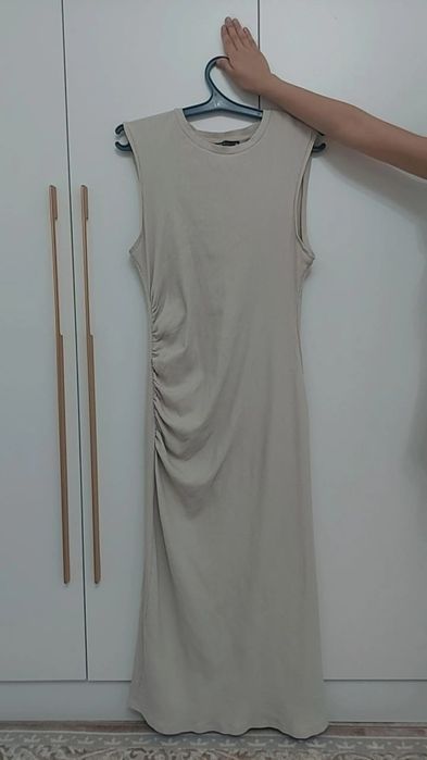 Летнее платье от Zara размер 42-44