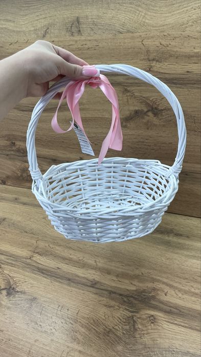 Подарочная корзина для цветов и клубники