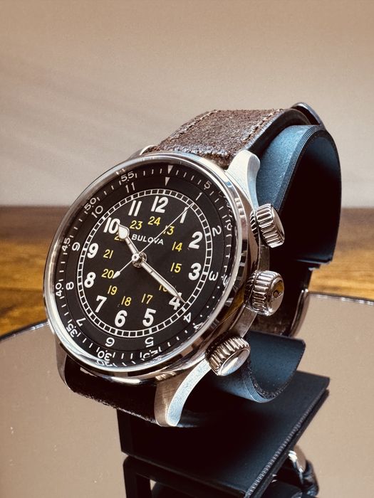 Часы Bulova A15 Pilot Watch