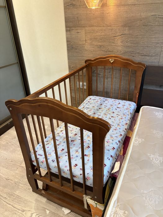 Продам детскую кровать