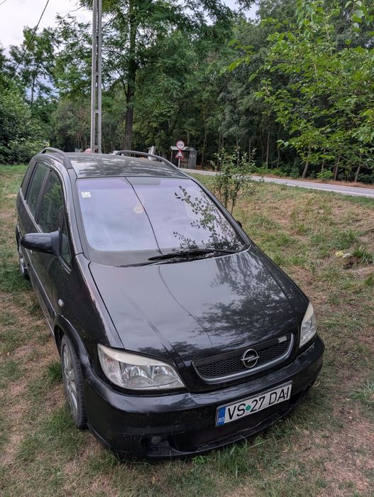 Opel Zafira OPC 2.0 Benzină