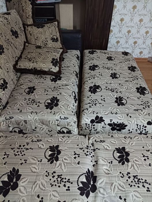 Диван кровать для гостиной