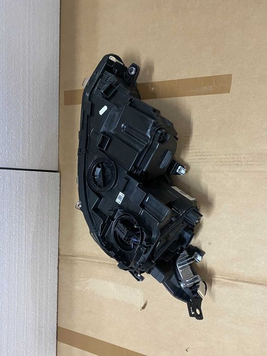 Far dreapta Led IQ LIght Matrix VW Golf 8 nou original