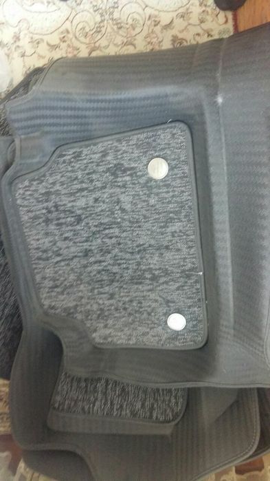 Полик для автомобиля  Lacetti-Gentra. Новый.