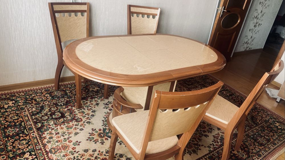 Мебель стол стулья