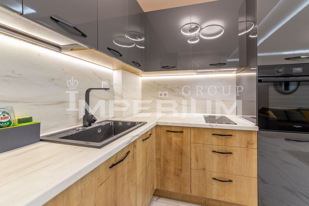 Дава се под наем Тристаен апартамент в Варна, Чайка - 85 кв.м за 969 € - Снимка #7