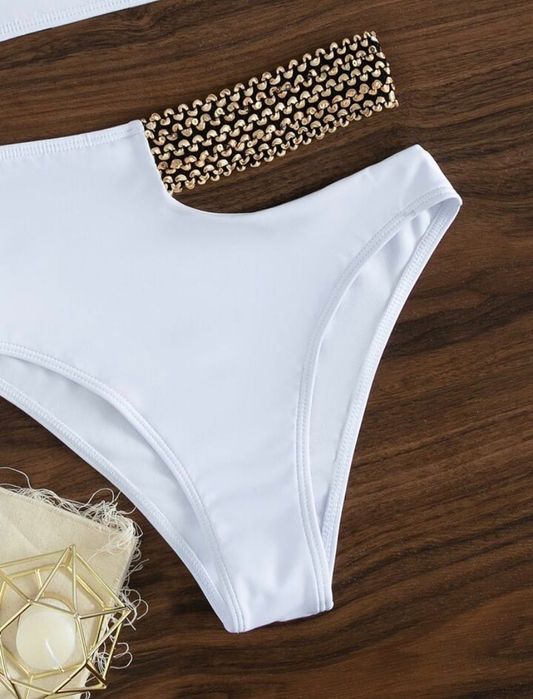 Дамски бански в бяло и други цветове