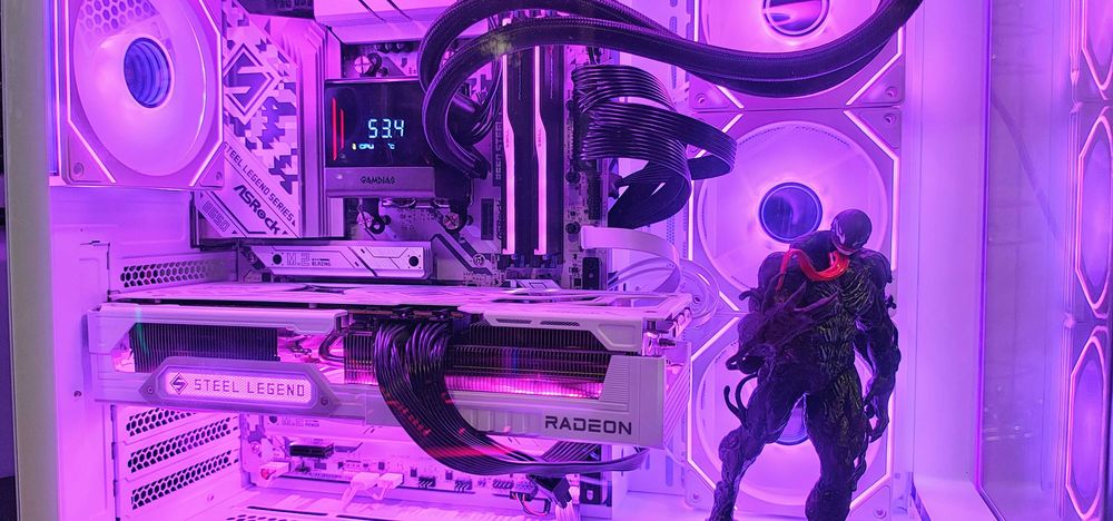 Топ Гейминг PC: Ryzen 7 7800X3D / RX 9070 XT Steel Legend / 32GB DDR5 / 2TB NVMe