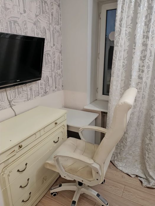 Сдам комнату девушке