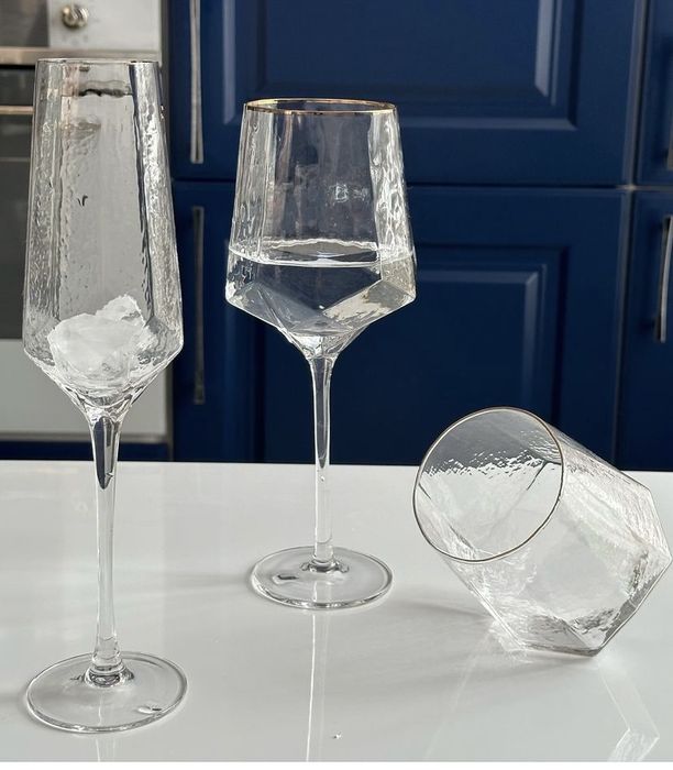 Бокалы из стекла