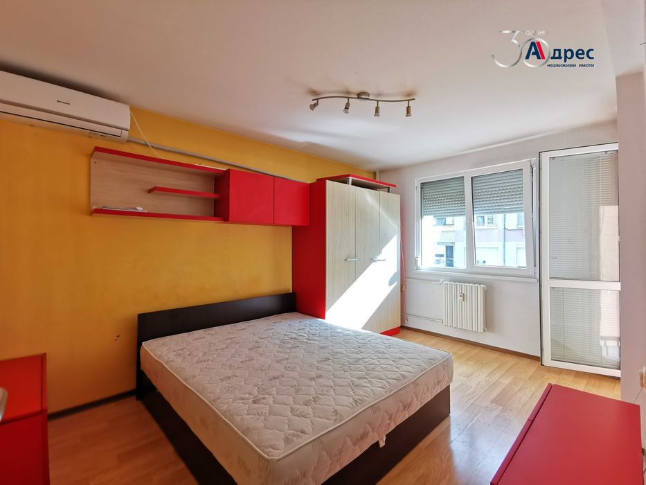 Eдностаен апартамент, Център, 47 кв.м., ет. 4/6, обзаведен, ТЕЦ