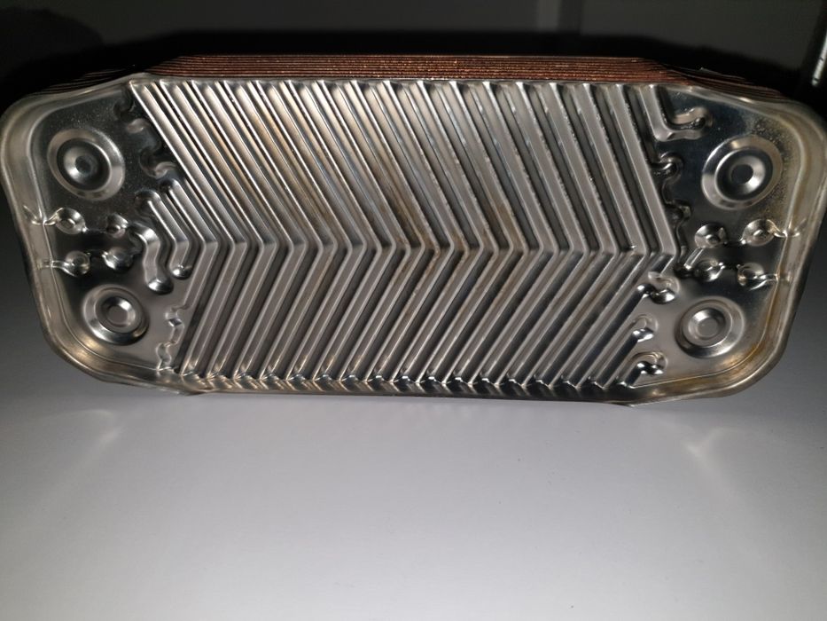 Schimbator Secundar în Placi Centrală Termică Ariston Genus